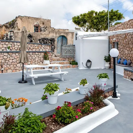 Serenity 3* Pyrgos Kallistis